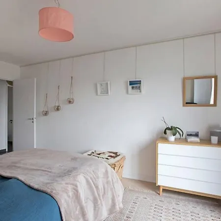 Modern And Quiet Apartment W/Balcony *