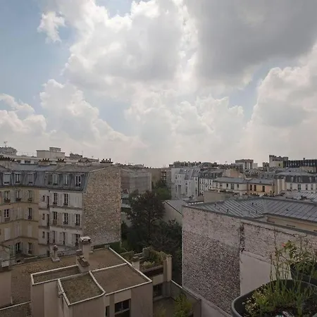 Modern And Quiet Apartment W/Balcony דירה